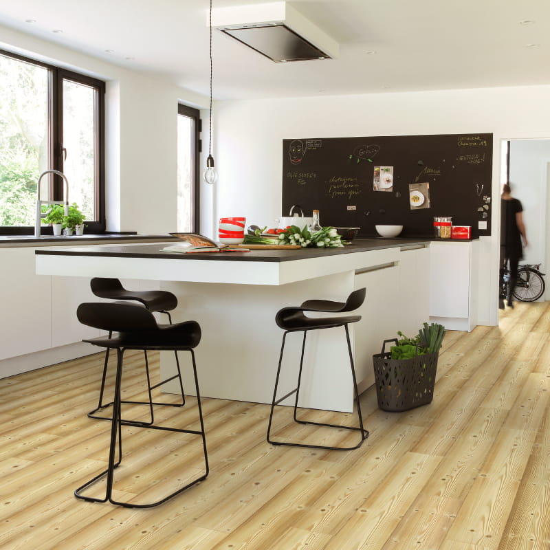 QUICK STEP IMPRESSIVE PINHO NATURAL 8 MM